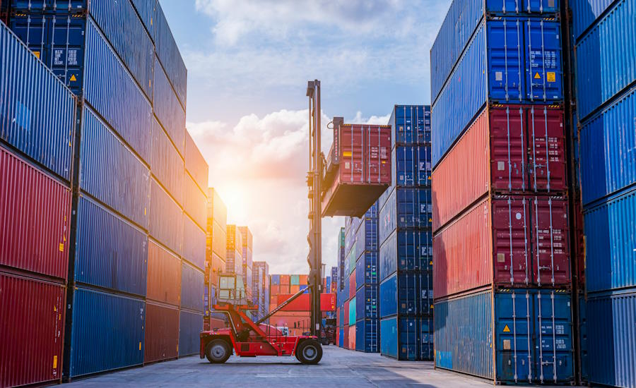 container handler this material loading equipment is a common sight in terminals